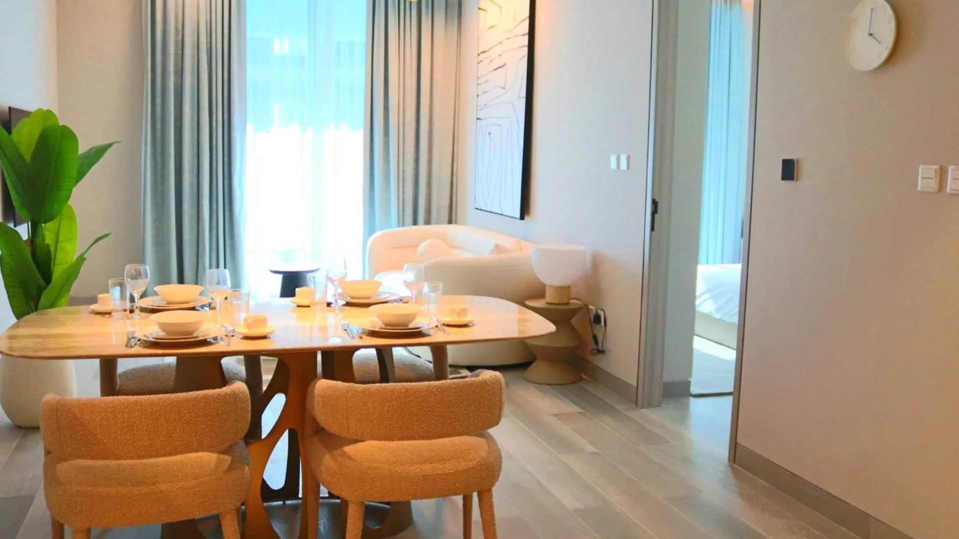 Condor Concept 7 - Jvc Dubai United Arab Emirates