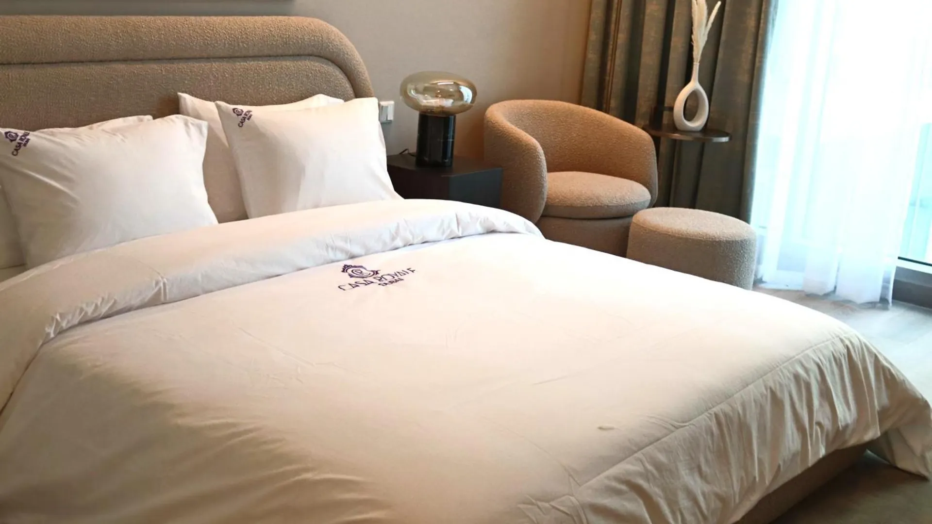 Condor Concept 7 - Jvc Dubai Apartment
