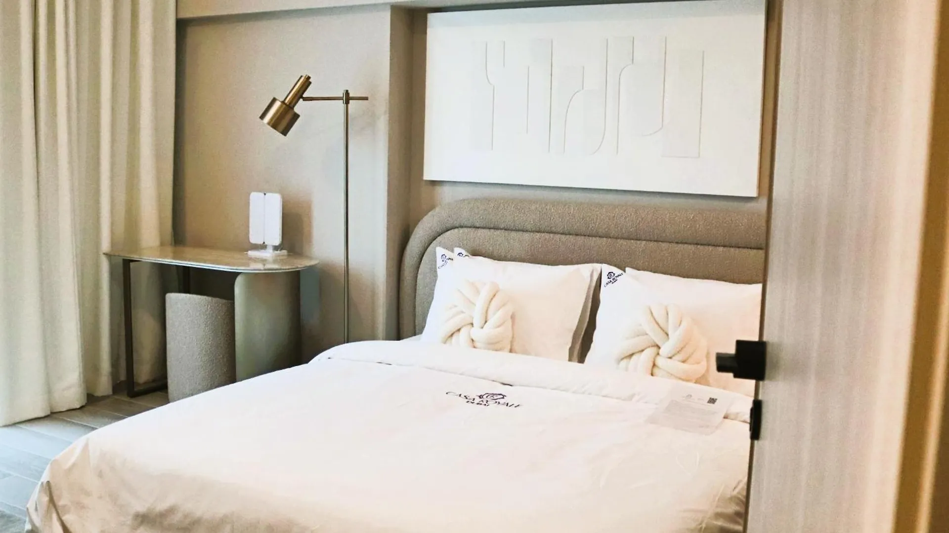 Condor Concept 7 - Jvc Dubai Apartment